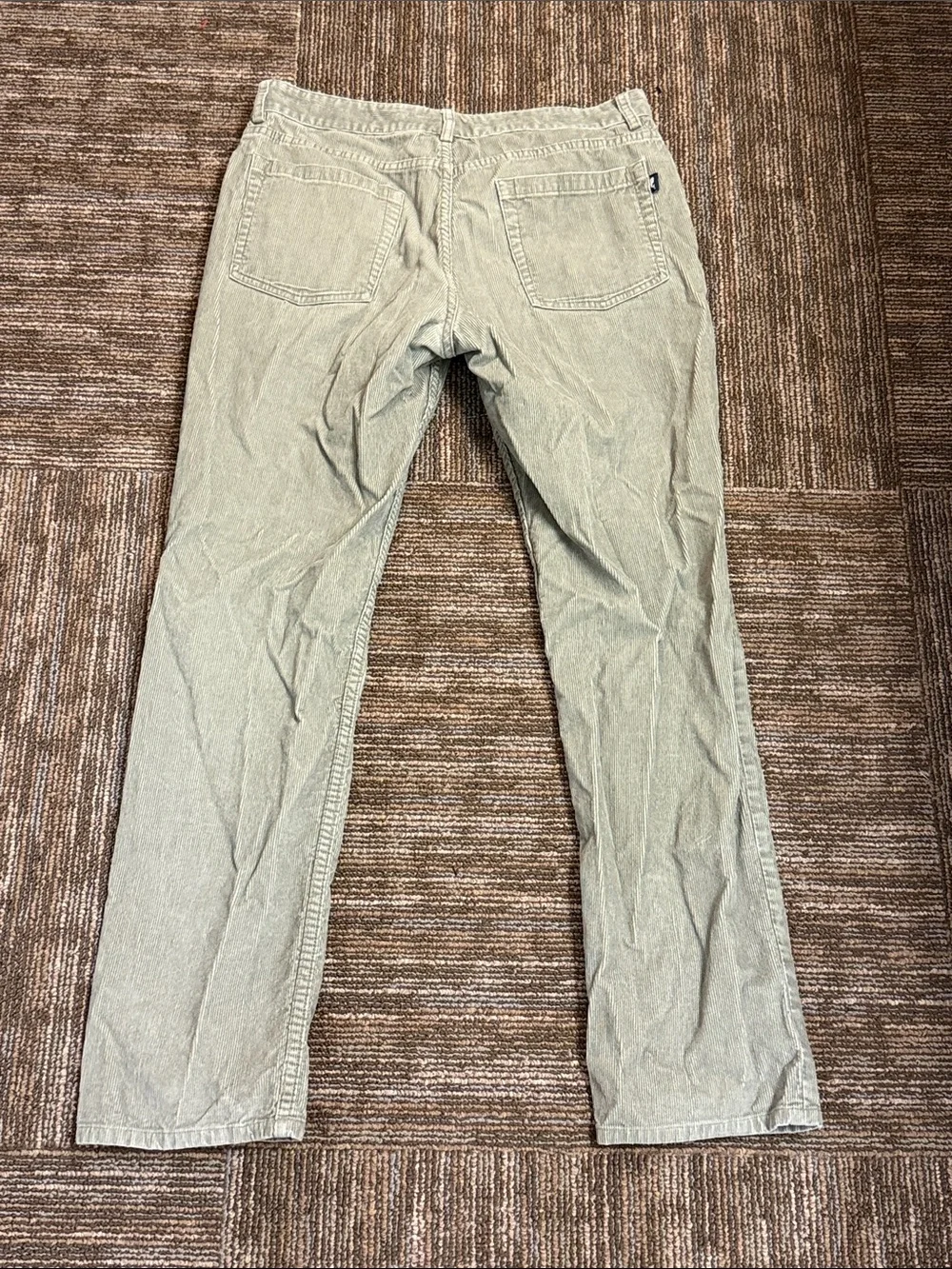 Vineyard Vines Men’s Corduroy Pants in Light Olive